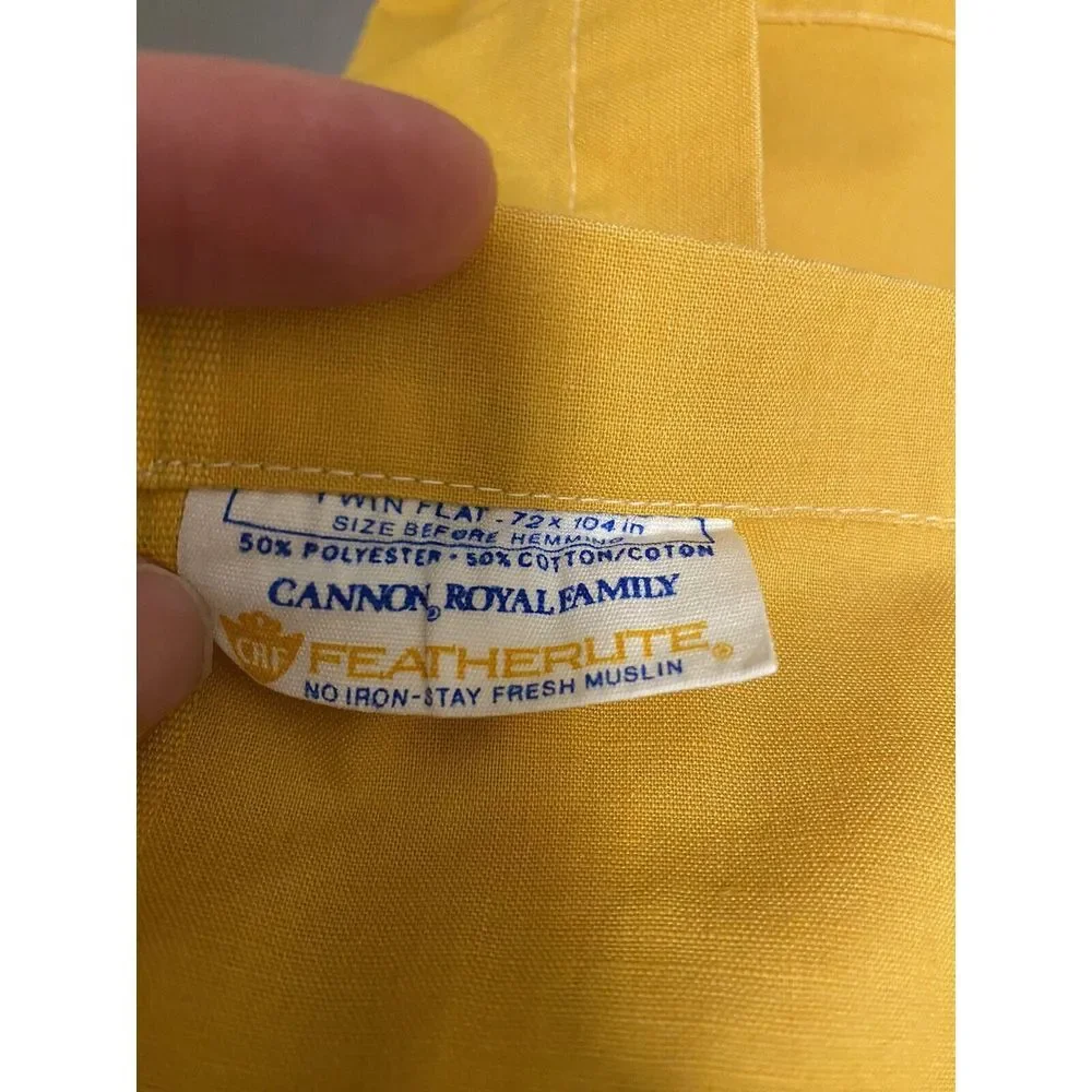 Vtg.Cannon Royal Family Twin Flat Sheet And‎ Pillowcase Yellow Checkerboard
